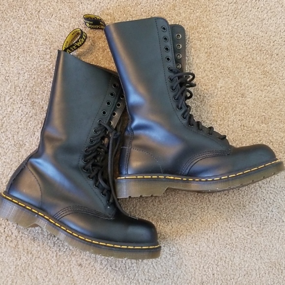 14 eye steel toe doc martens